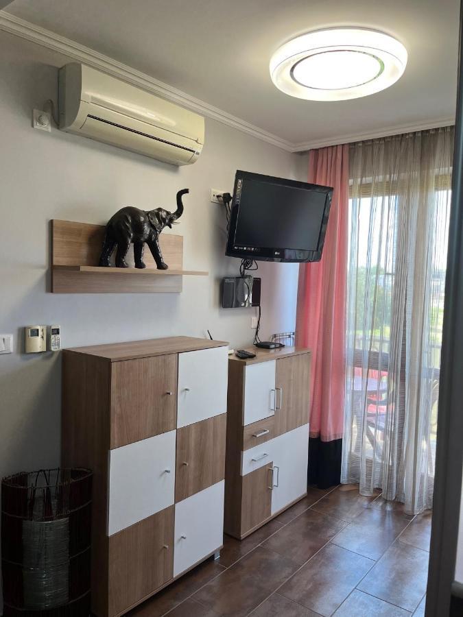 Brookforest Family Apartman Hajdúszoboszló Exteriör bild