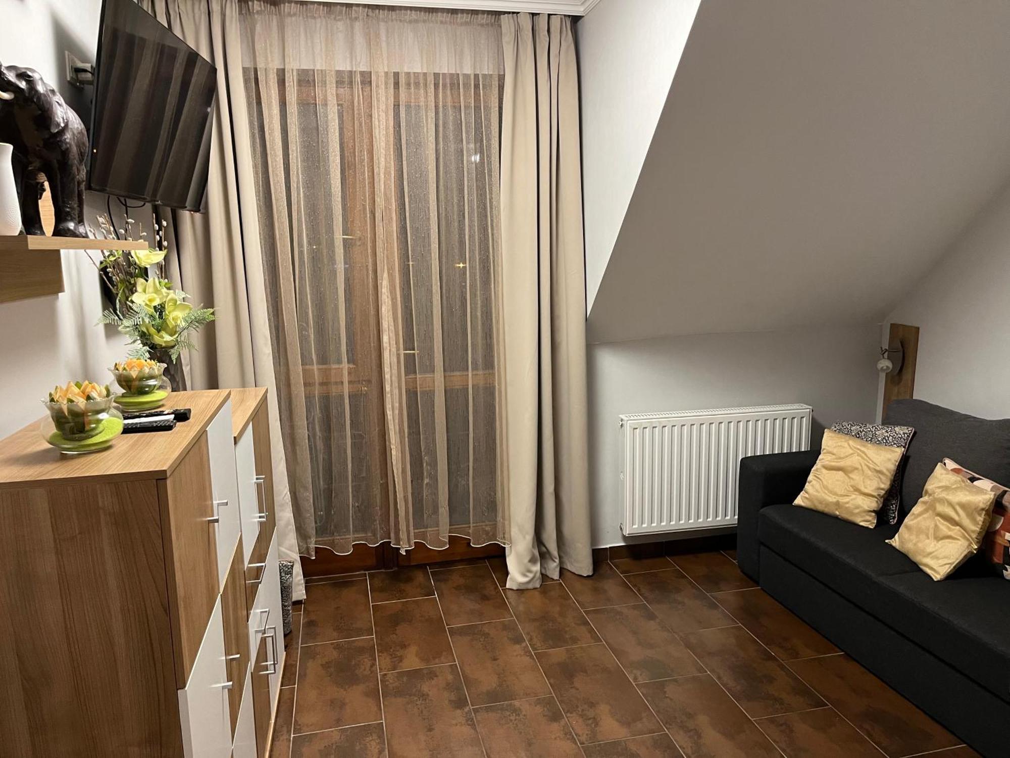 Brookforest Family Apartman Hajdúszoboszló Exteriör bild