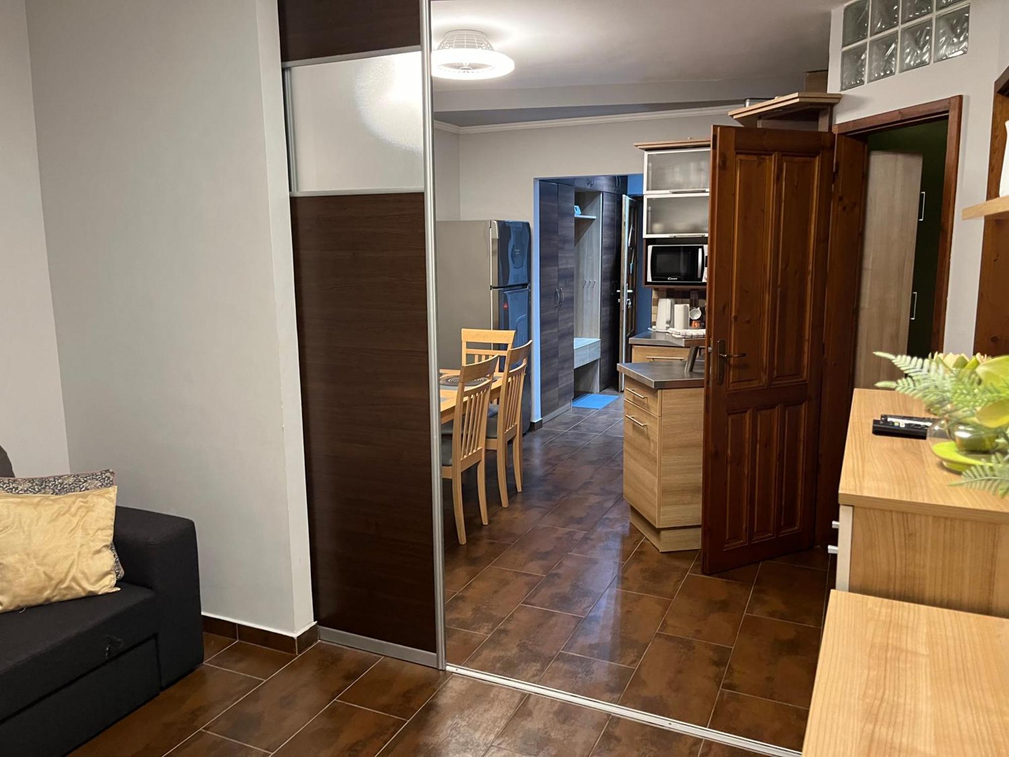 Brookforest Family Apartman Hajdúszoboszló Exteriör bild